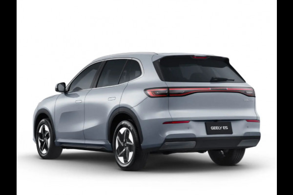 GEELY E5 Max+ 68 kWh 218 PK | 450 Km bereik | Panoramadak | 360 Camera | Warmtepomp | Stoelverwarming & verkoeling | Massagestoelen | Elektrische klep | Stuurverwarming | Parkeersensoren | Achterbank verwarmd | 19 Inch