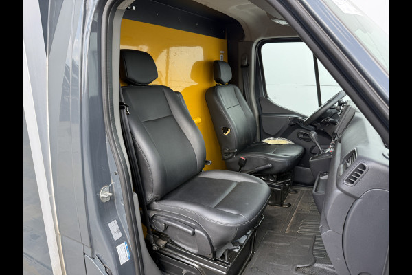Renault Master Plancher T35 2.3 DCI 150PK Automaat LED Airco Cruise Control Camera Foodtruck Meubelbak Paardenwagen