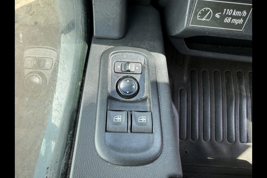 Renault Master Plancher T35 2.3 DCI 150PK Automaat LED Airco Cruise Control Camera Foodtruck Meubelbak Paardenwagen