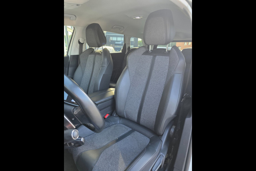 Peugeot 5008 1.2 PureTech Allure Avantage | CAMERA | TREKHAAK | NAVI