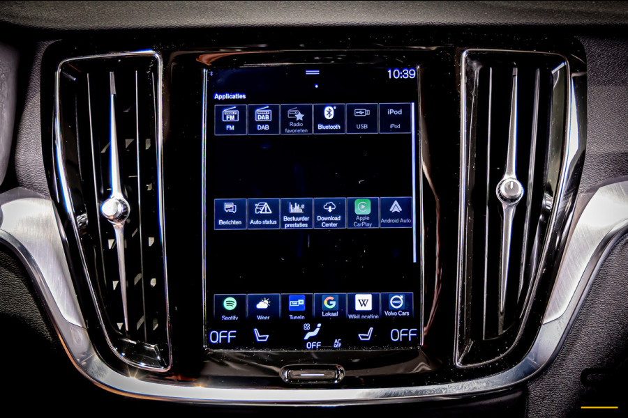 Volvo V60 2.0 B3 Momentum Advantage|NAP|E-trekhaak|BTW Auto
