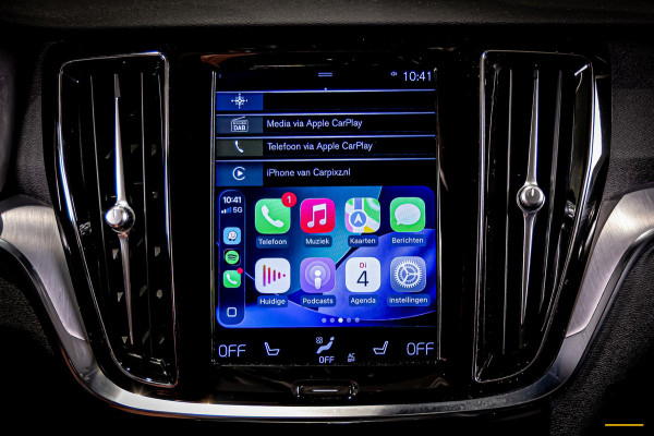 Volvo V60 2.0 B3 Momentum Advantage|NAP|E-trekhaak|BTW Auto