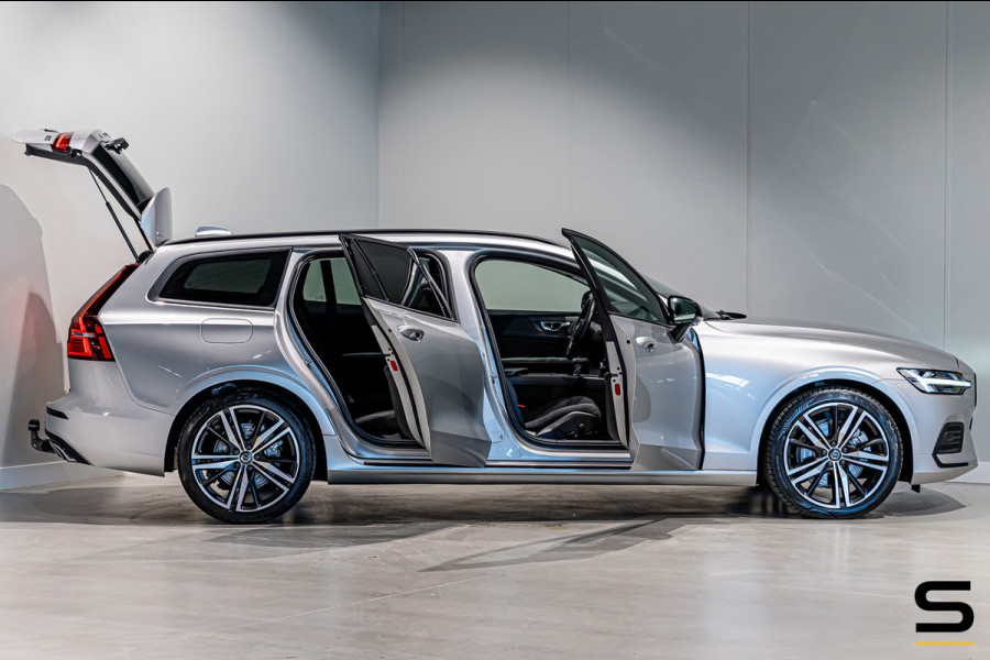 Volvo V60 2.0 B3 Momentum Advantage|NAP|E-trekhaak|BTW Auto