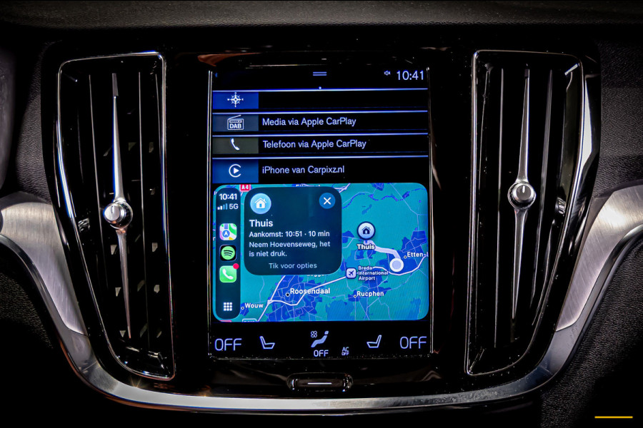Volvo V60 2.0 B3 Momentum Advantage|NAP|E-trekhaak|BTW Auto