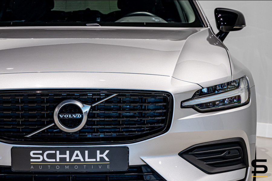 Volvo V60 2.0 B3 Momentum Advantage|NAP|E-trekhaak|BTW Auto