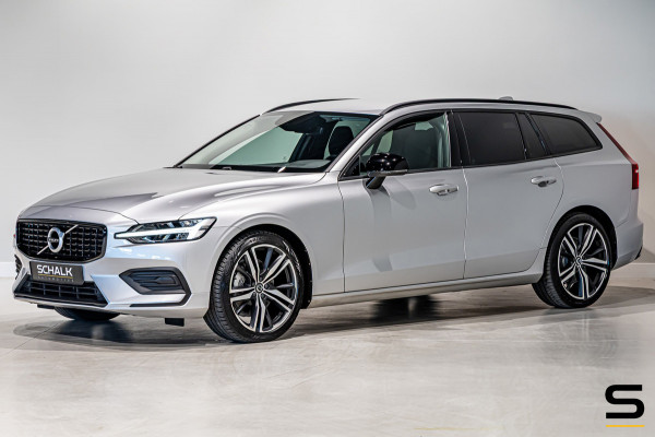 Volvo V60 2.0 B3 Momentum Advantage|NAP|E-trekhaak|BTW Auto