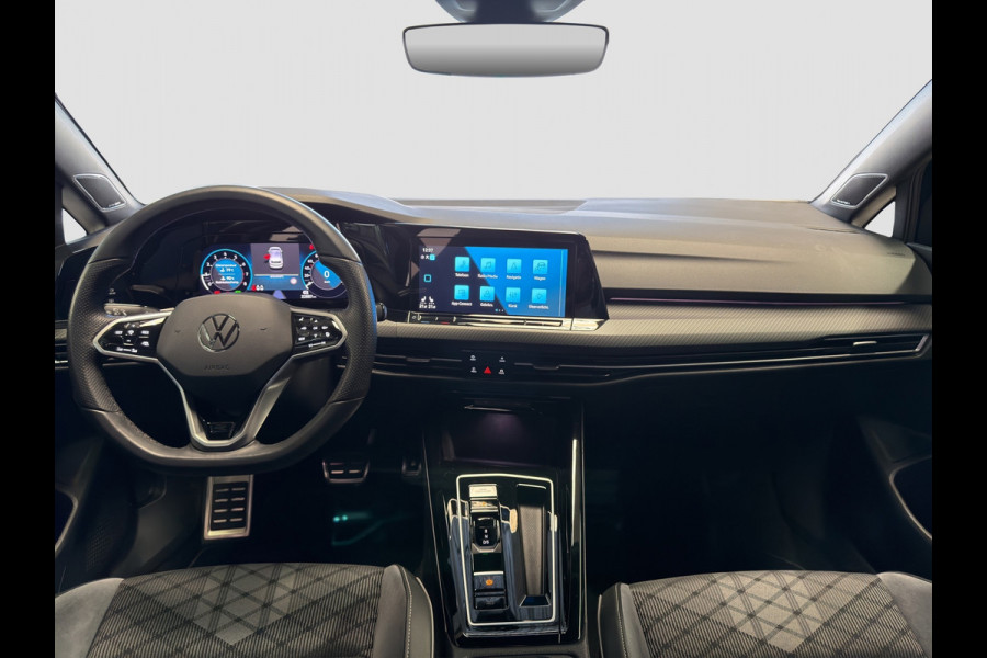 Volkswagen Golf 1.5 eTSI R-Line|H/K Audio|El.trekh|Matrix IQ|Keyless