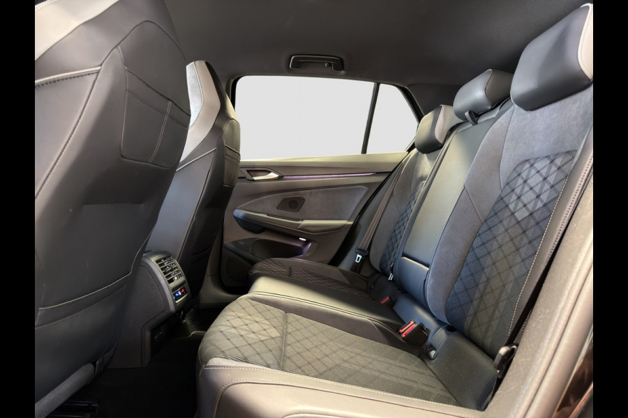 Volkswagen Golf 1.5 eTSI R-Line|H/K Audio|El.trekh|Matrix IQ|Keyless