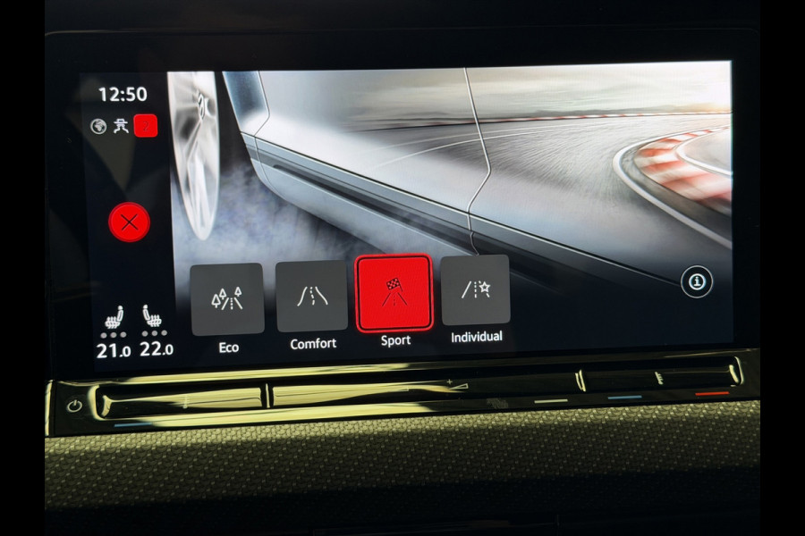 Volkswagen Golf 1.5 eTSI R-Line|H/K Audio|El.trekh|Matrix IQ|Keyless