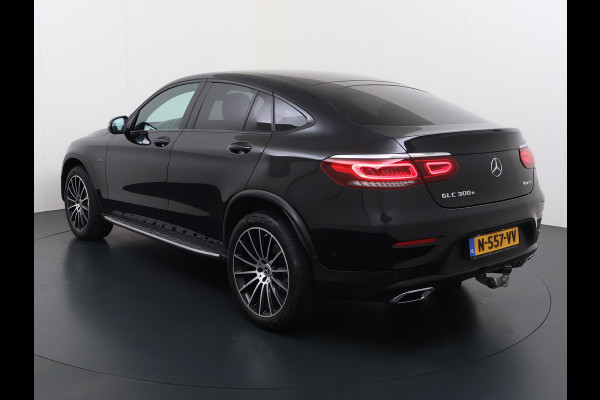 Mercedes-Benz GLC 300e 4Matic AMG Coupé // Trekhaak // Burmester // Digitaal Dashbord // Carplay // Nightpakket // Alarm