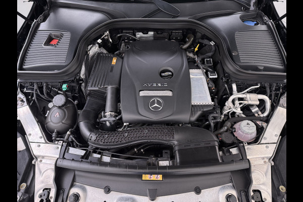 Mercedes-Benz GLC 300e 4Matic AMG Coupé // Trekhaak // Burmester // Digitaal Dashbord // Carplay // Nightpakket // Alarm