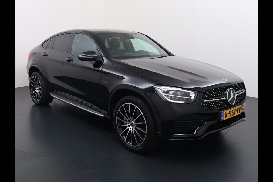Mercedes-Benz GLC 300e 4Matic AMG Coupé // Trekhaak // Burmester // Digitaal Dashbord // Carplay // Nightpakket // Alarm