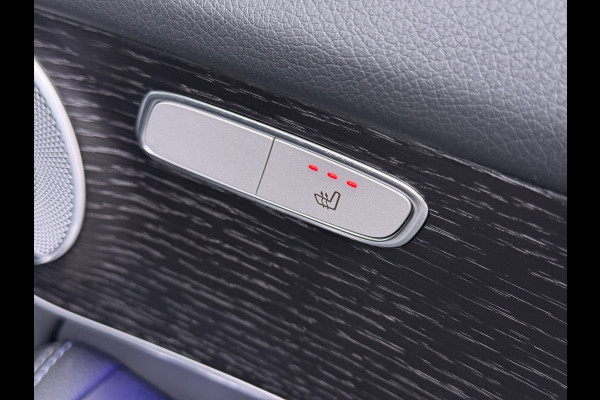 Mercedes-Benz GLC 300e 4Matic AMG Coupé // Trekhaak // Burmester // Digitaal Dashbord // Carplay // Nightpakket // Alarm