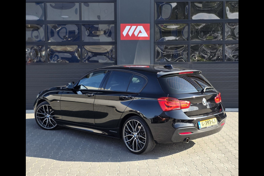 BMW 1-serie 118i M Sport Edition| LEDER | STOELVERWARMING | 19 INCH | PDC | NAVI