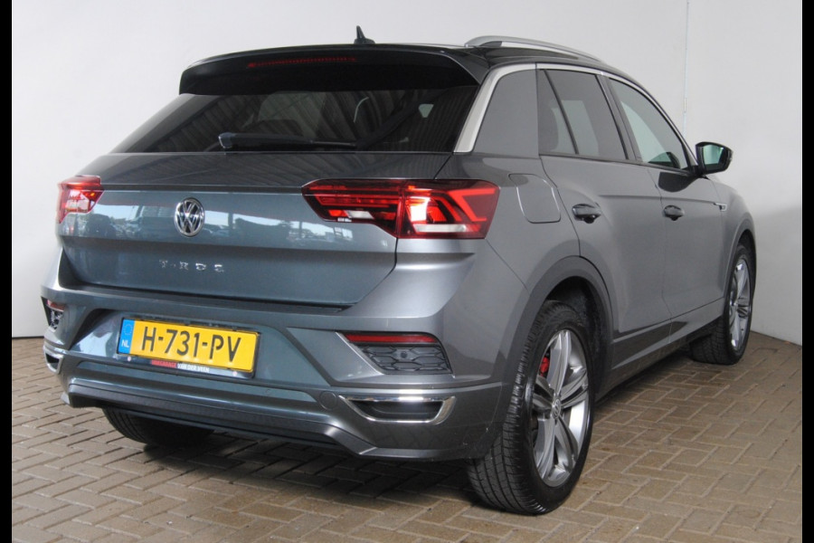Volkswagen T-Roc 1.5 TSI Sport BnsR-Line | Carplay | Pano | Trekhaak |