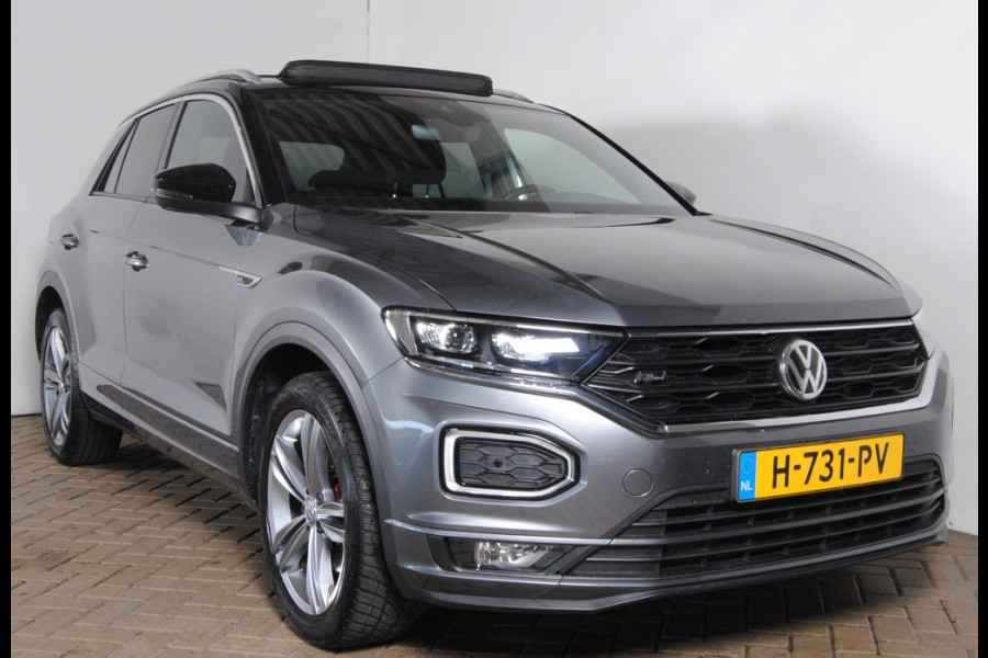 Volkswagen T-Roc 1.5 TSI Sport BnsR-Line | Carplay | Pano | Trekhaak |