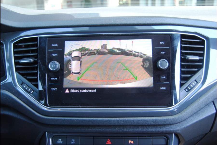 Volkswagen T-Roc 1.5 TSI Sport BnsR-Line | Carplay | Pano | Trekhaak |