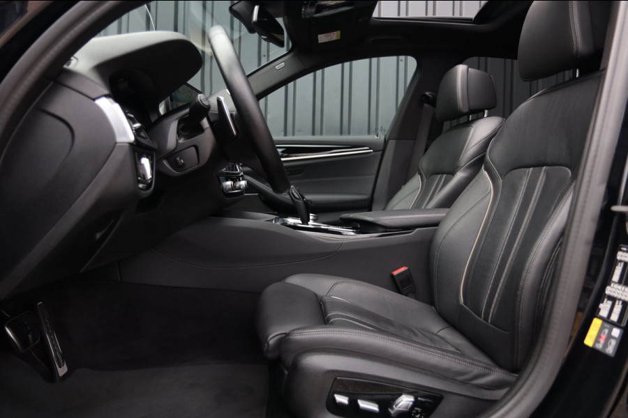 BMW 5 Serie 545e xDrive M Sport / 50 Jahre / PANO / HK / LASER / HUD / 2X MEMORY / CAMERA / SHADOW LINE