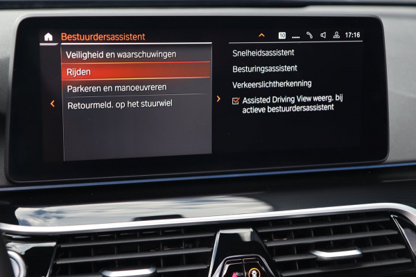 BMW 5 Serie 545e xDrive M Sport / 50 Jahre / PANO / HK / LASER / HUD / 2X MEMORY / CAMERA / SHADOW LINE