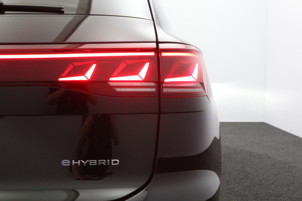 Volkswagen Touareg 3.0 TSi eHybrid 463 PK 4MOTION R Edition PHEV, Trekhaak, DYNAUDIO, 360°, Luchtvering