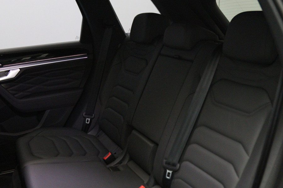 Volkswagen Touareg 3.0 TSi eHybrid 463 PK 4MOTION R Edition PHEV, Trekhaak, DYNAUDIO, 360°, Luchtvering