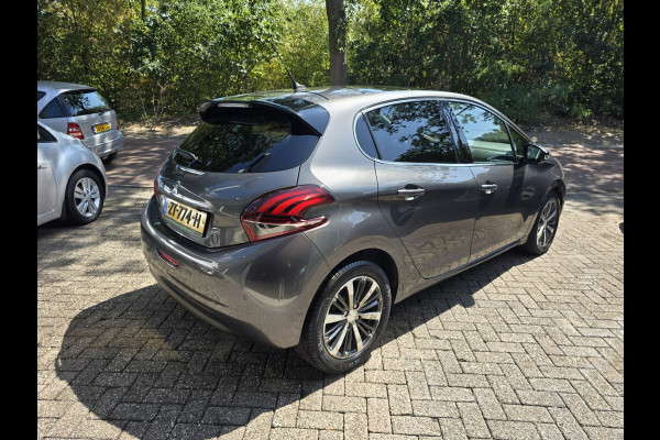 Peugeot 208 1.2 110 PK Allure | 1E EIGENAAR | 3/6 OF 12MND GARANTIE | AUTOMAAT | CAMERA | NAVI | CRUISE |