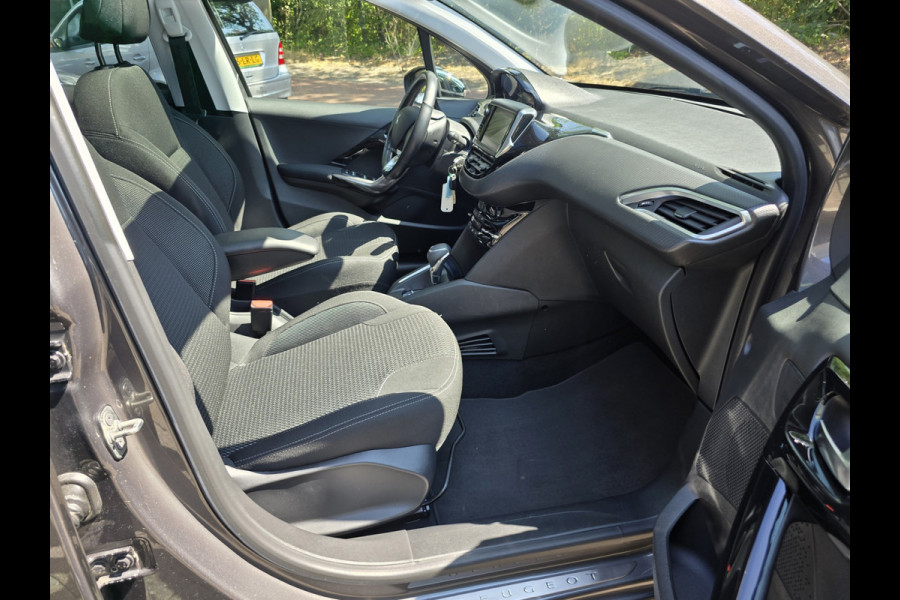 Peugeot 208 1.2 110 PK Allure | 1E EIGENAAR | 3/6 OF 12MND GARANTIE | AUTOMAAT | CAMERA | NAVI | CRUISE |