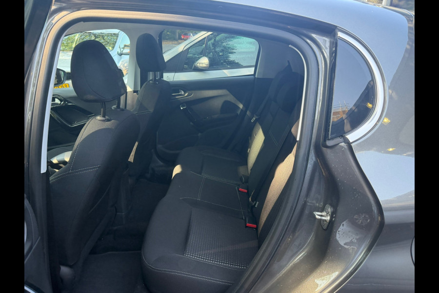 Peugeot 208 1.2 110 PK Allure | 1E EIGENAAR | 3/6 OF 12MND GARANTIE | AUTOMAAT | CAMERA | NAVI | CRUISE |