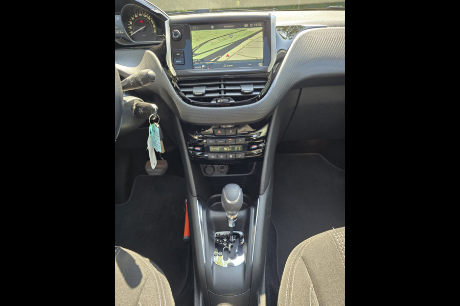 Peugeot 208 1.2 110 PK Allure | 1E EIGENAAR | 3/6 OF 12MND GARANTIE | AUTOMAAT | CAMERA | NAVI | CRUISE |