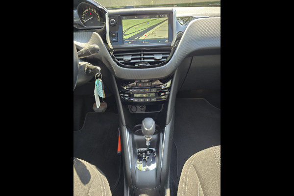 Peugeot 208 1.2 110 PK Allure | 1E EIGENAAR | 3/6 OF 12MND GARANTIE | AUTOMAAT | CAMERA | NAVI | CRUISE |