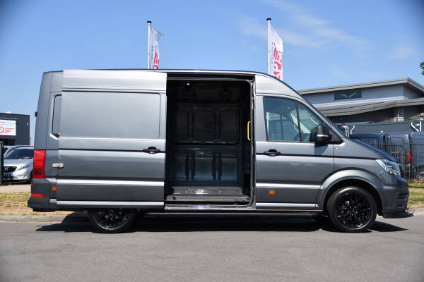 Volkswagen Crafter 35 2.0 TDI L3H3 PB Edition Camera, Cruise, Carplay, LED, Automaat, Trekhaak, Multimedia, Automaat, 140pk, Uniek!
