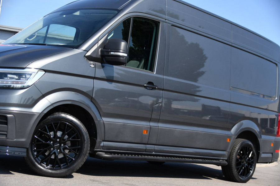 Volkswagen Crafter 35 2.0 TDI L3H3 PB Edition Camera, Cruise, Carplay, LED, Automaat, Trekhaak, Multimedia, Automaat, 140pk, Uniek!