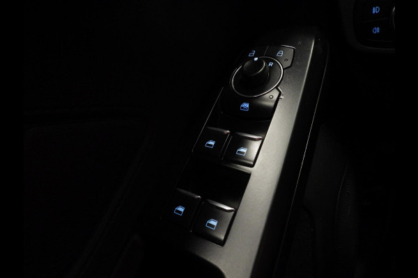 Ford FOCUS Wagon 1.0 EcoBoost Hybrid Connected NAVI/AGR/LED/PDC/CRUISE!