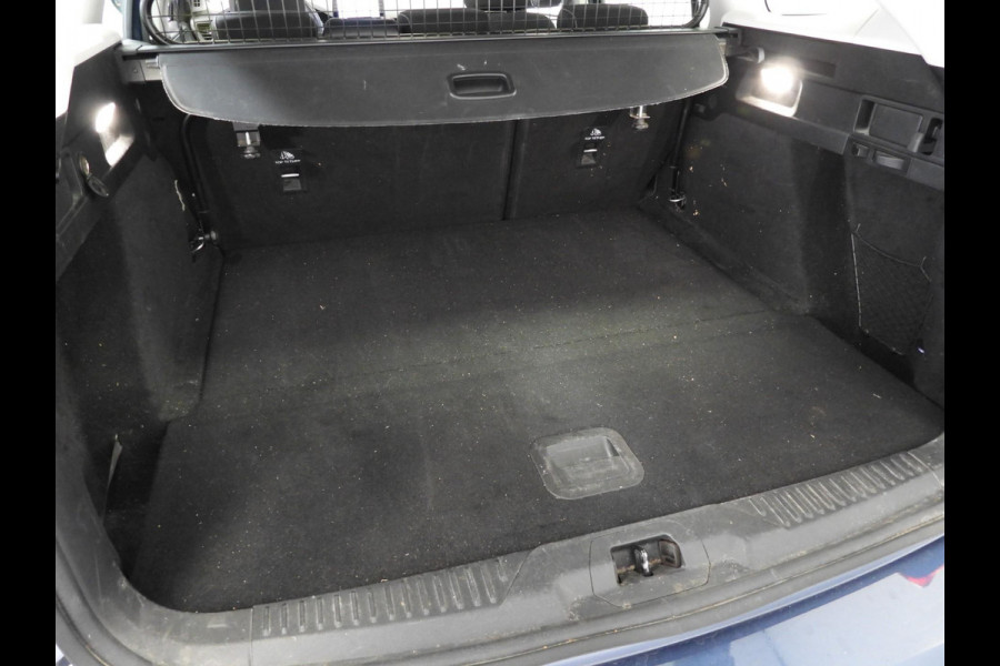 Ford FOCUS Wagon 1.0 EcoBoost Hybrid Connected NAVI/AGR/LED/PDC/CRUISE!