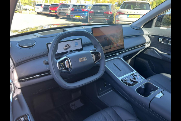 GEELY Starray EM-i 1.5 Max+ 262 PK | Panorama | Stoelen voor & achter verwarmd | Memory Seats | 360 Camera | 19 Inch LMV | 136km elektrisch bereik