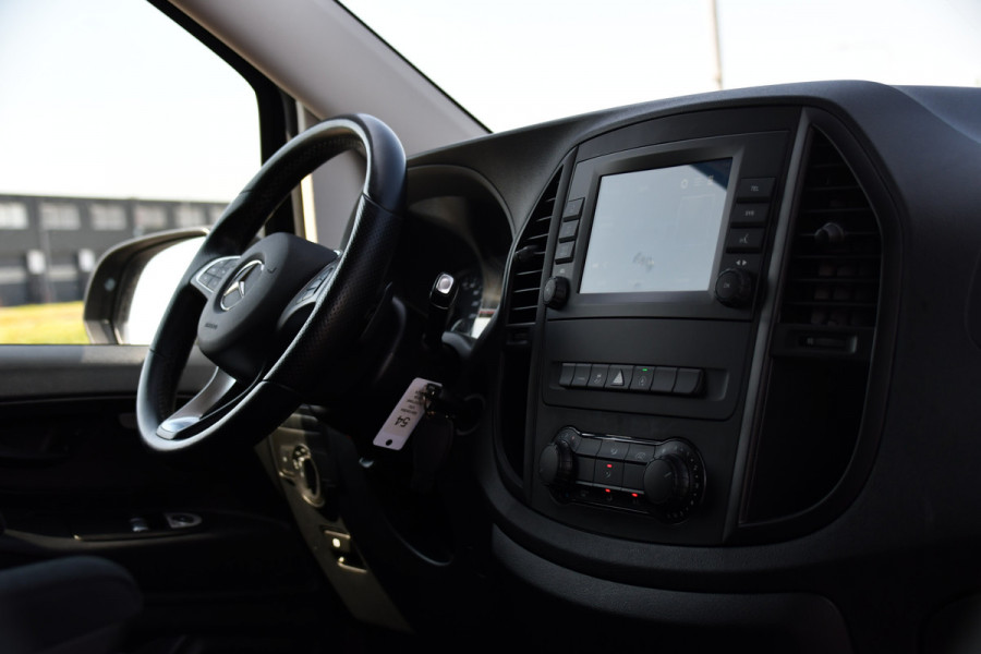 Mercedes-Benz Vito 124 CDI L3 DC PB Edition Camera, Cruise, Carplay, Stoelverwarming, 237pk, Automaat, Multimedia, Trekhaak, Uniek!