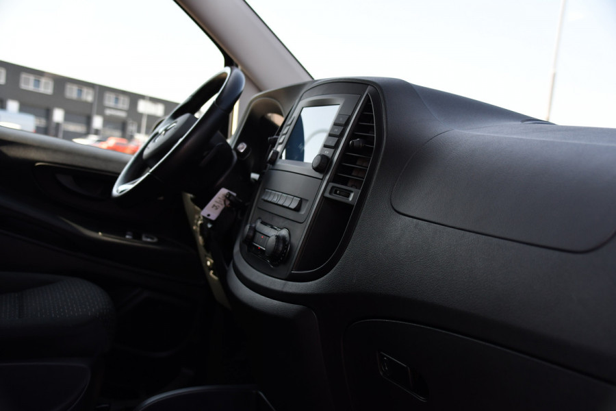 Mercedes-Benz Vito 124 CDI L3 DC PB Edition Camera, Cruise, Carplay, Stoelverwarming, 237pk, Automaat, Multimedia, Trekhaak, Uniek!
