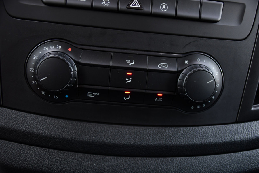 Mercedes-Benz Vito 124 CDI L3 DC PB Edition Camera, Cruise, Carplay, Stoelverwarming, 237pk, Automaat, Multimedia, Trekhaak, Uniek!