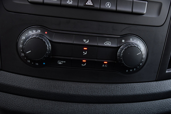 Mercedes-Benz Vito 124 CDI L3 DC PB Edition Camera, Cruise, Carplay, Stoelverwarming, 237pk, Automaat, Multimedia, Trekhaak, Uniek!