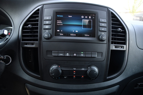 Mercedes-Benz Vito 124 CDI L3 DC PB Edition Camera, Cruise, Carplay, Stoelverwarming, 237pk, Automaat, Multimedia, Trekhaak, Uniek!