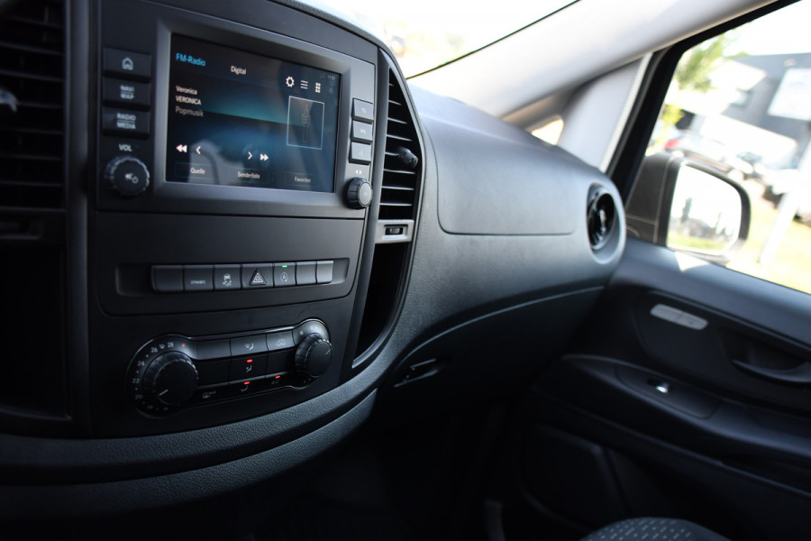 Mercedes-Benz Vito 124 CDI L3 DC PB Edition Camera, Cruise, Carplay, Stoelverwarming, 237pk, Automaat, Multimedia, Trekhaak, Uniek!