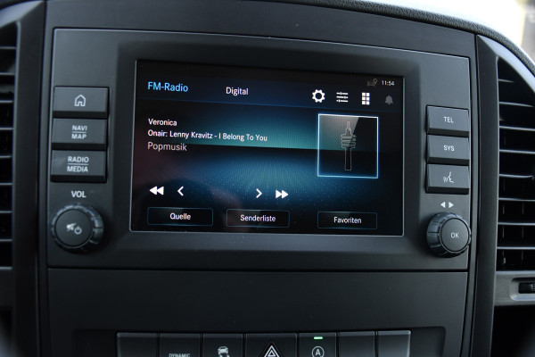 Mercedes-Benz Vito 124 CDI L3 DC PB Edition Camera, Cruise, Carplay, Stoelverwarming, 237pk, Automaat, Multimedia, Trekhaak, Uniek!