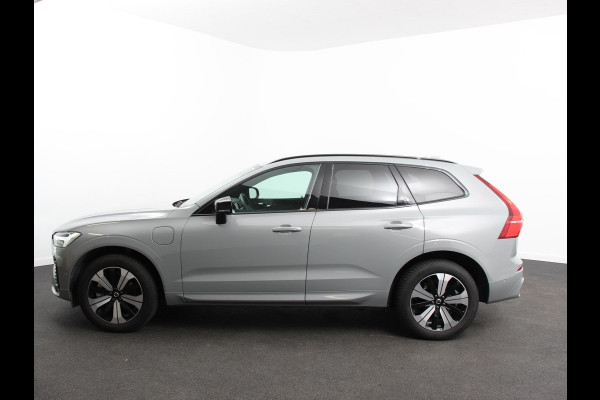 Volvo XC60 2.0 T6 Plug-in hybrid AWD Automaat Plus Dark DEMO ! Adaptieve cruise control Leder Navigatie Google Harman Kardon Panorama dak Lichtmetalen Velgen Dab Stoelverwarming Camera 360 Led Climate control Apple Carplay/ Android Auto