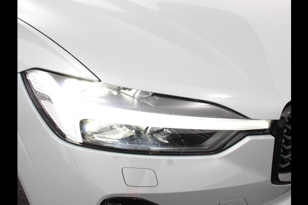Volvo XC60 2.0 T6 Plug-in hybrid AWD Automaat Plus Dark DEMO ! Adaptieve cruise control Leder Navigatie Google Harman Kardon Panorama dak Lichtmetalen Velgen Dab Stoelverwarming Camera 360 Led Climate control Apple Carplay/ Android Auto