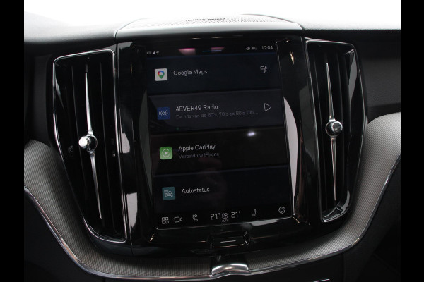 Volvo XC60 2.0 T6 Plug-in hybrid AWD Automaat Plus Dark DEMO ! Adaptieve cruise control Leder Navigatie Google Harman Kardon Panorama dak Lichtmetalen Velgen Dab Stoelverwarming Camera 360 Led Climate control Apple Carplay/ Android Auto