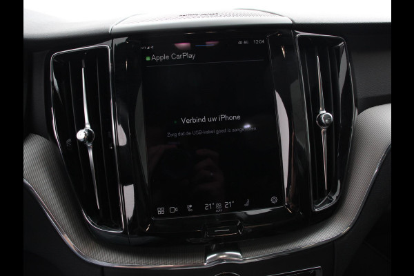 Volvo XC60 2.0 T6 Plug-in hybrid AWD Automaat Plus Dark DEMO ! Adaptieve cruise control Leder Navigatie Google Harman Kardon Panorama dak Lichtmetalen Velgen Dab Stoelverwarming Camera 360 Led Climate control Apple Carplay/ Android Auto