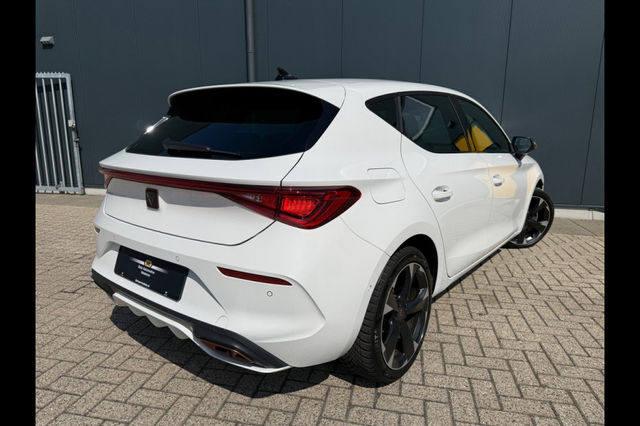 CUPRA Leon 1.4 e-Hybrid * Camera * Stoelverwarming * Navigatie * Adaptieve Cruise Control *