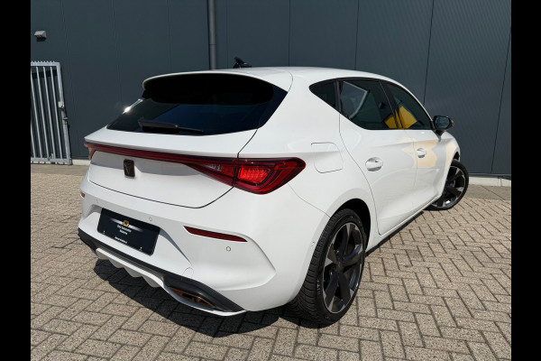 CUPRA Leon 1.4 e-Hybrid * Camera * Stoelverwarming * Navigatie * Adaptieve Cruise Control *