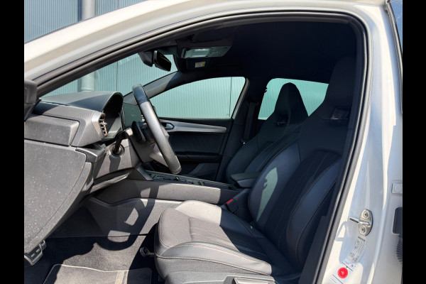 CUPRA Leon 1.4 e-Hybrid * Camera * Stoelverwarming * Navigatie * Adaptieve Cruise Control *