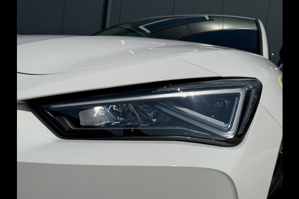 CUPRA Leon 1.4 e-Hybrid * Camera * Stoelverwarming * Navigatie * Adaptieve Cruise Control *